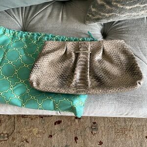 Stella and Dot faux Snakeskin Clutch w/Dustbag